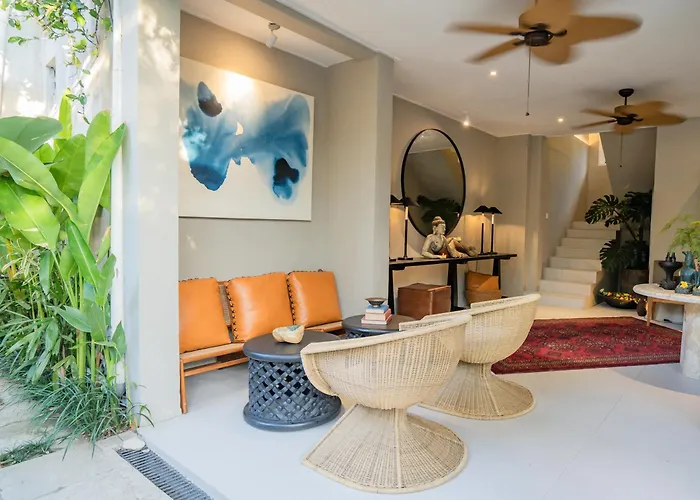 Anam Khaya - 3br Pool In Prime Seminyak, Walk To Villa Seminyak (Bali)
