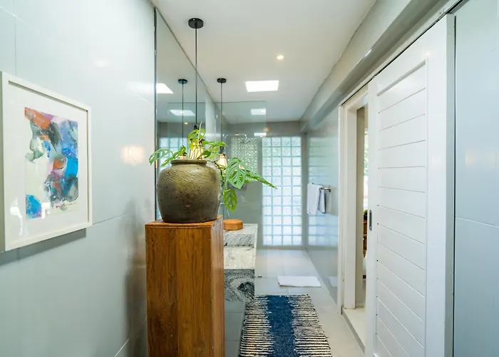 Anam Khaya - 3br Pool In Prime Seminyak, Walk To *