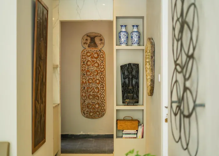 Anam Khaya - 3br Pool In Prime Seminyak, Walk To *